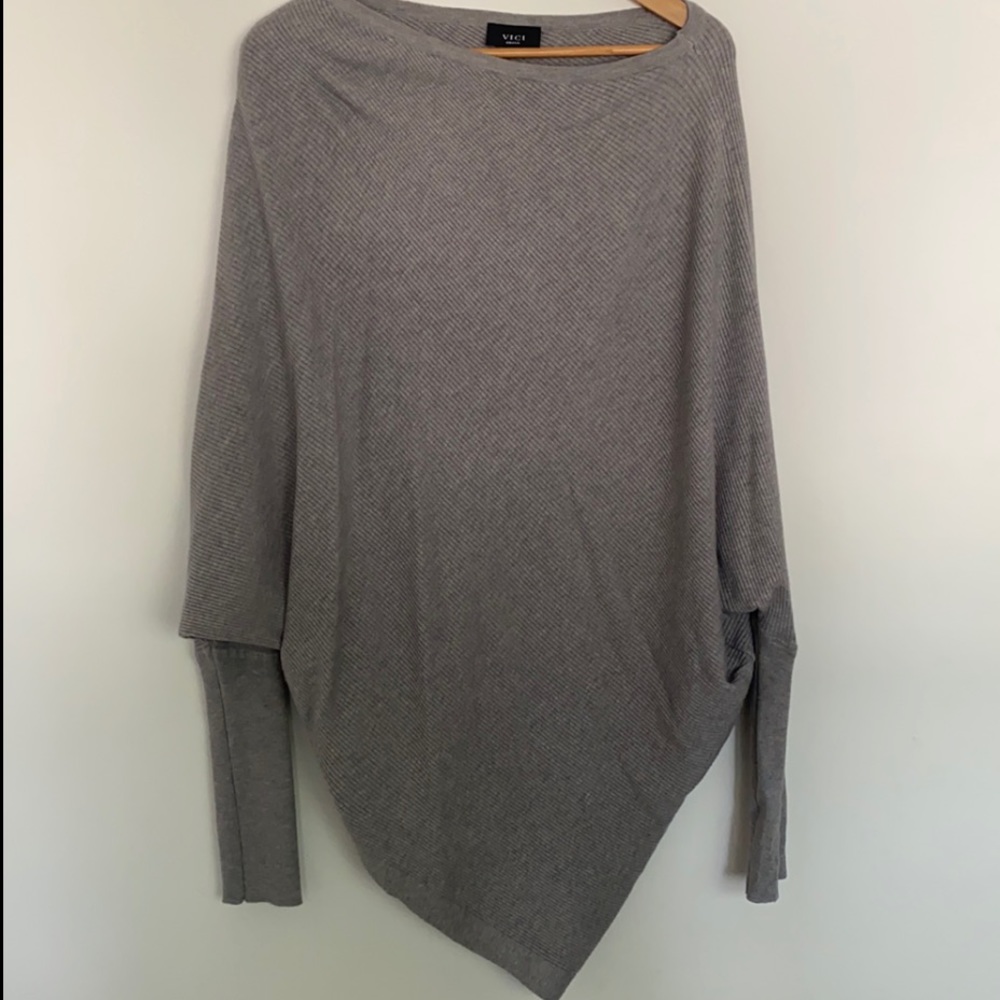 VICI Collection - Picture 7 of 7